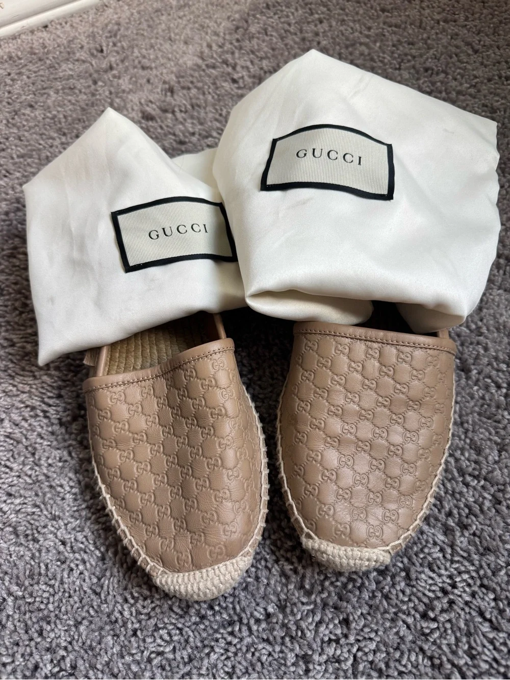 Gucci Women's Espadrille Flats Size 7.5